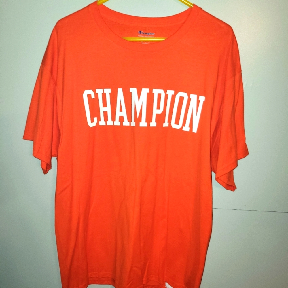 Xl never worn Champion Tshirt